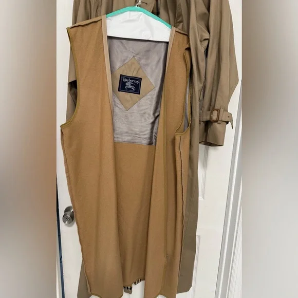 Vintage Burberrys Trench Coat Long Beige Nova Check Wool Liner - Picture 7 of 12